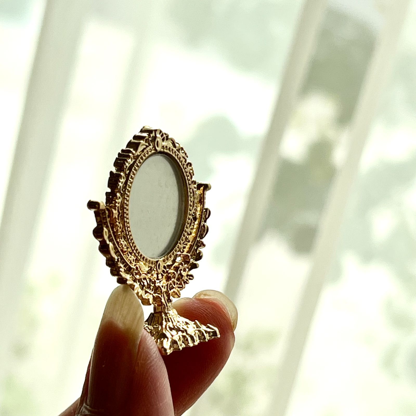 アンティークショップ購入／ゴージャスなミラー&ブラシ