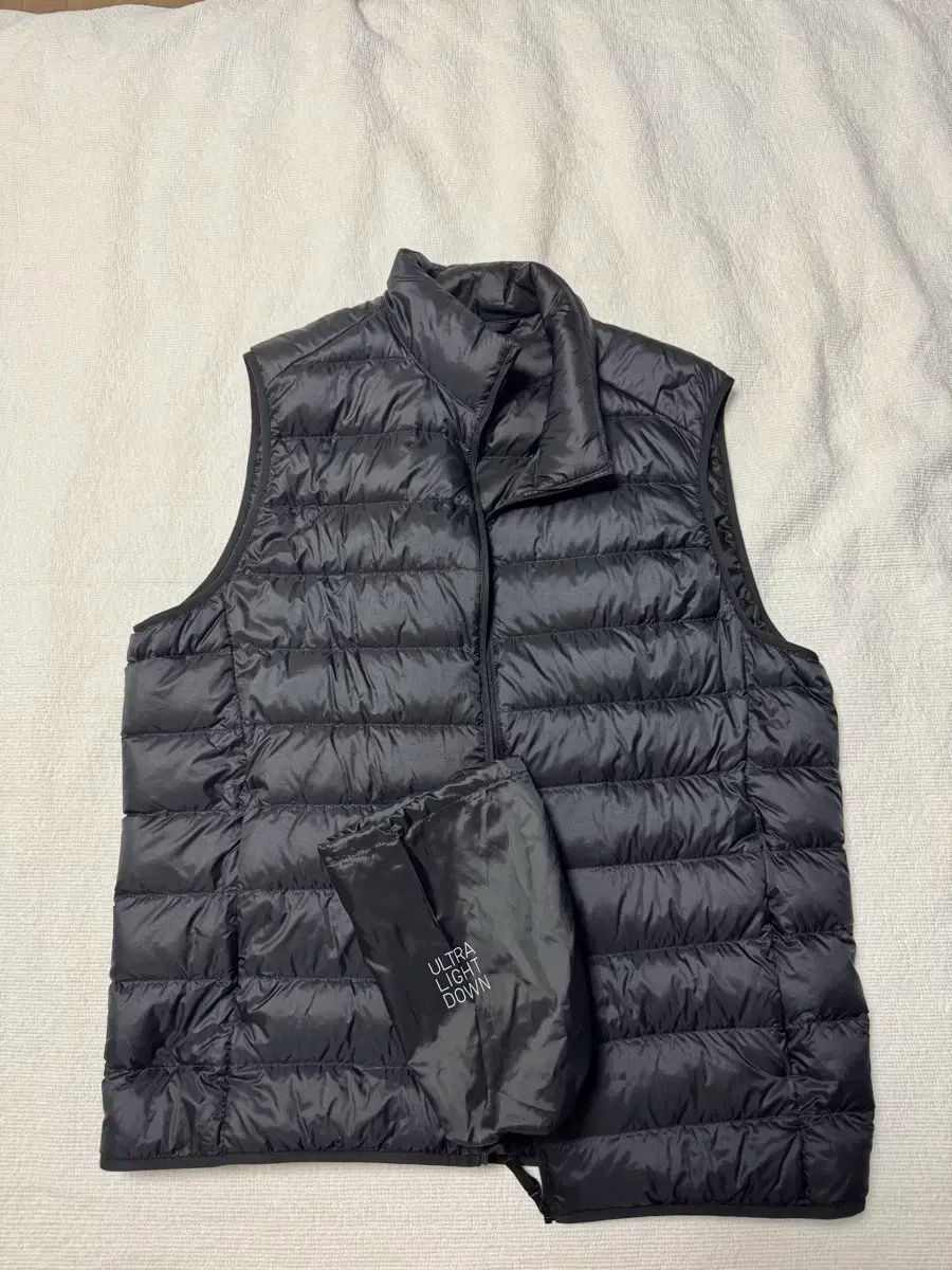 XL UNIQLO(ユニクロ) ウルトラ ライトダウン 軽量 ダウンジャケット