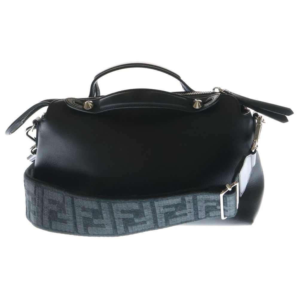 FENDI フェンディ ドットコム スタッズ ハンドバッグ ショルダーバッグ FENDI - 美品 フェンディ ドットコム フラワー スタッズ