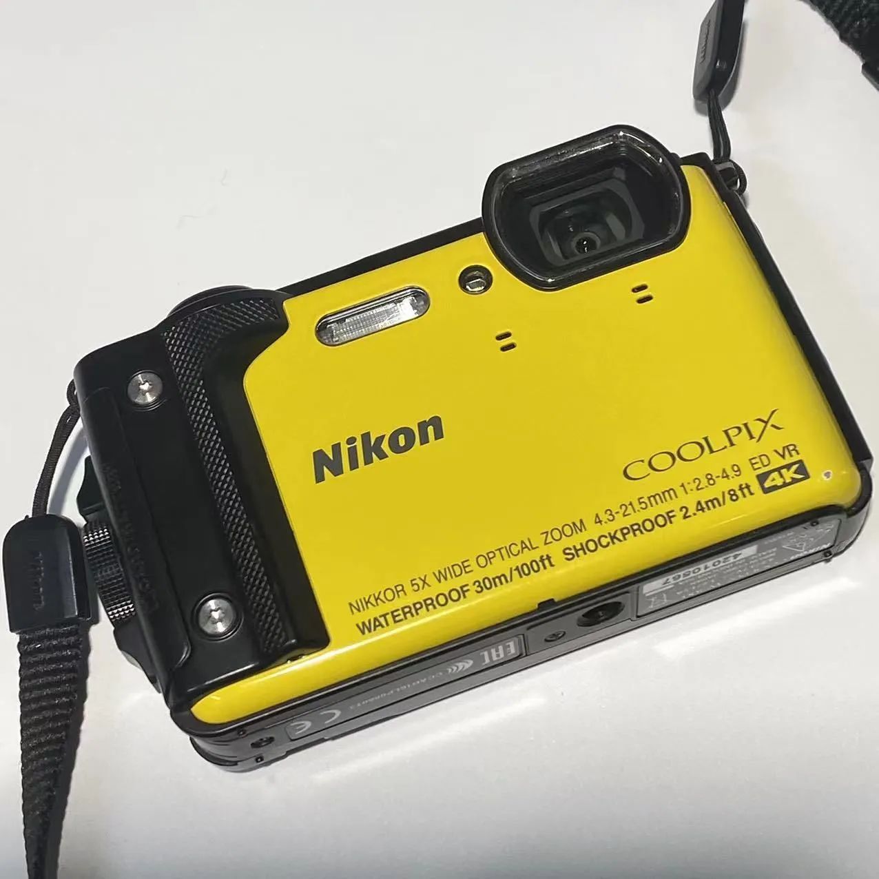 Nikon COOLPIX W300 YELLOW動作確認済み