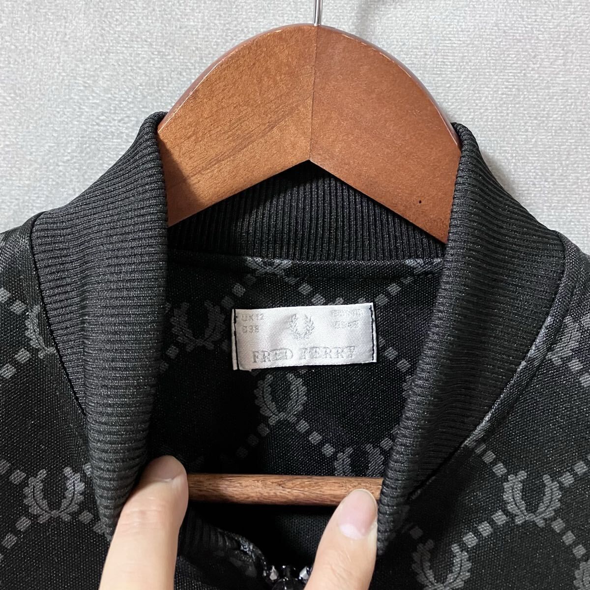 FRED PERRY フレッドペリー 白タグ ポルトガル製 総柄