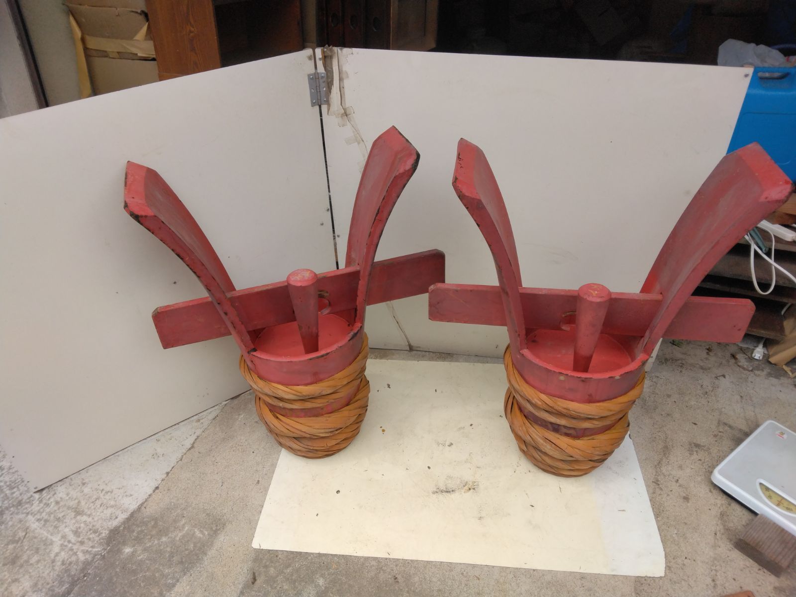 角樽（つのだる）朱塗り　一対　ツノダル　珍品　骨董品　コレクション　インテリア 角樽（つのだる）朱塗り 一対 ツノダル 珍品 骨董品 コレクション