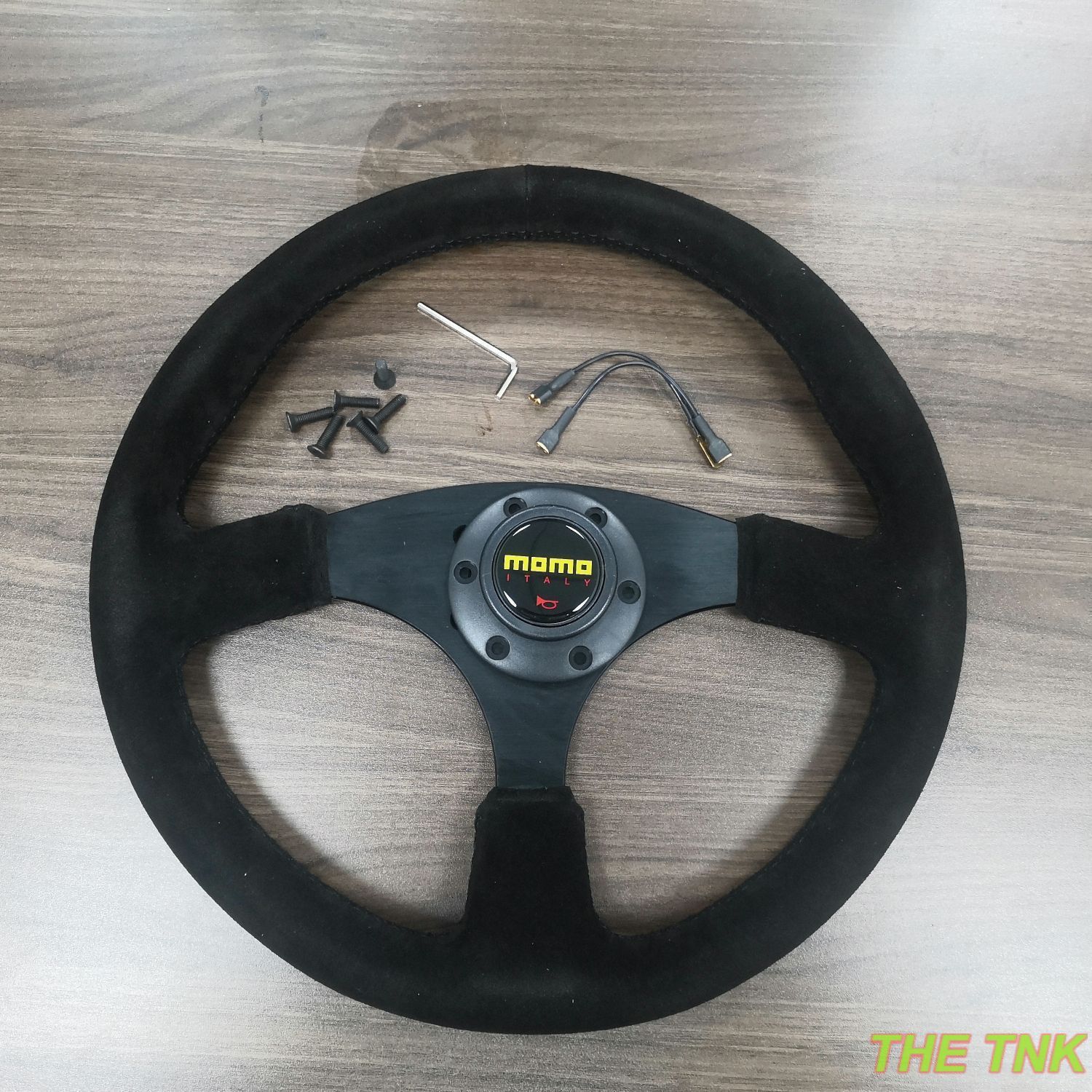 3スポーク ステアリング 15インチ380cm 本革 レザー黒シルバー 【公式