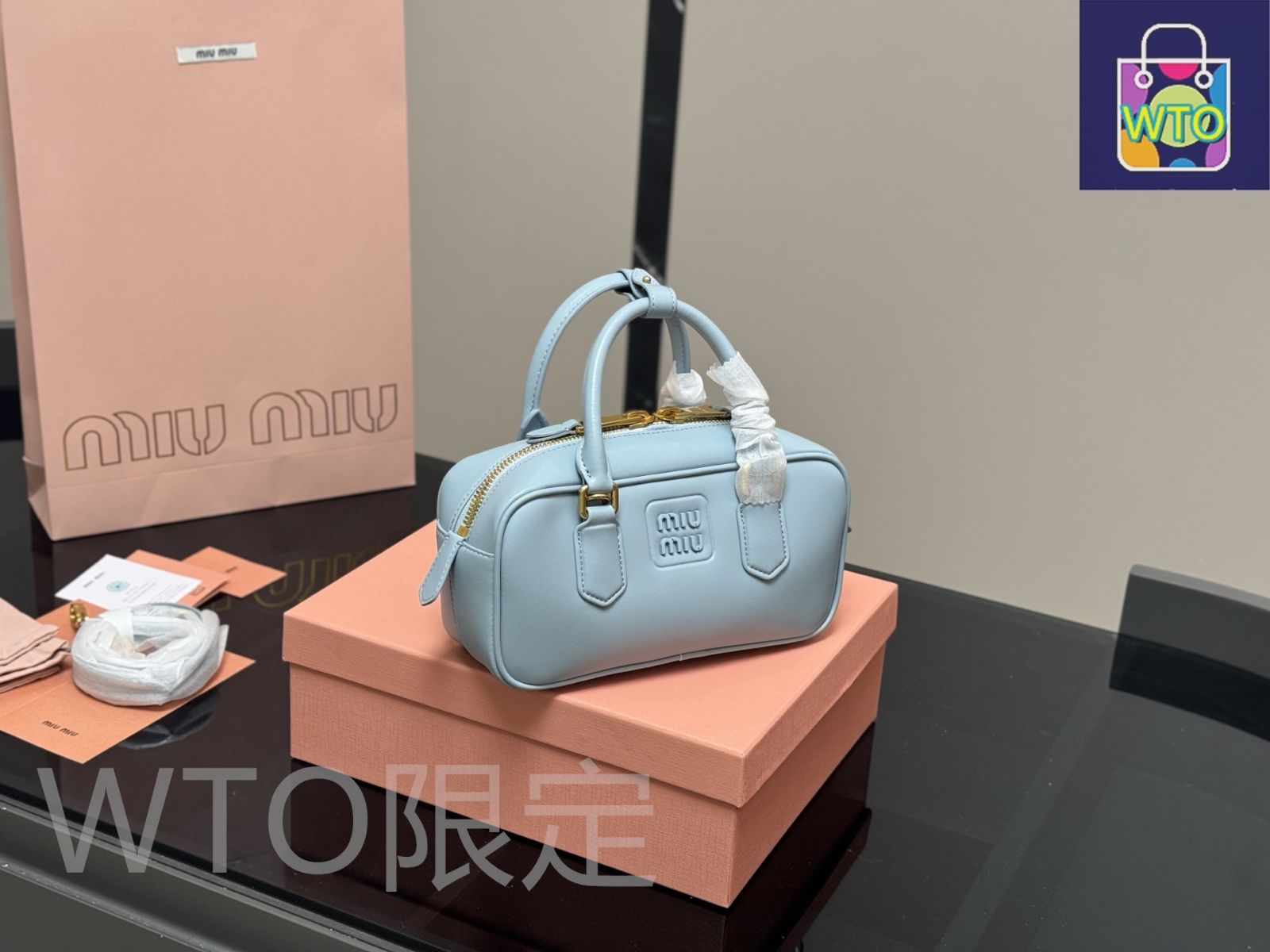 今日特価】Miu Miu ミュウミュウ ボウリングバッグ 新サイズ