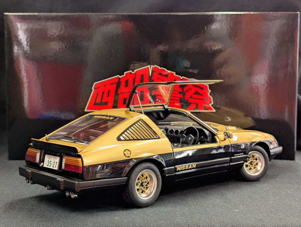 AUTOart 1/18 オートアート・コンポジットモデル 日産 フェアレディ