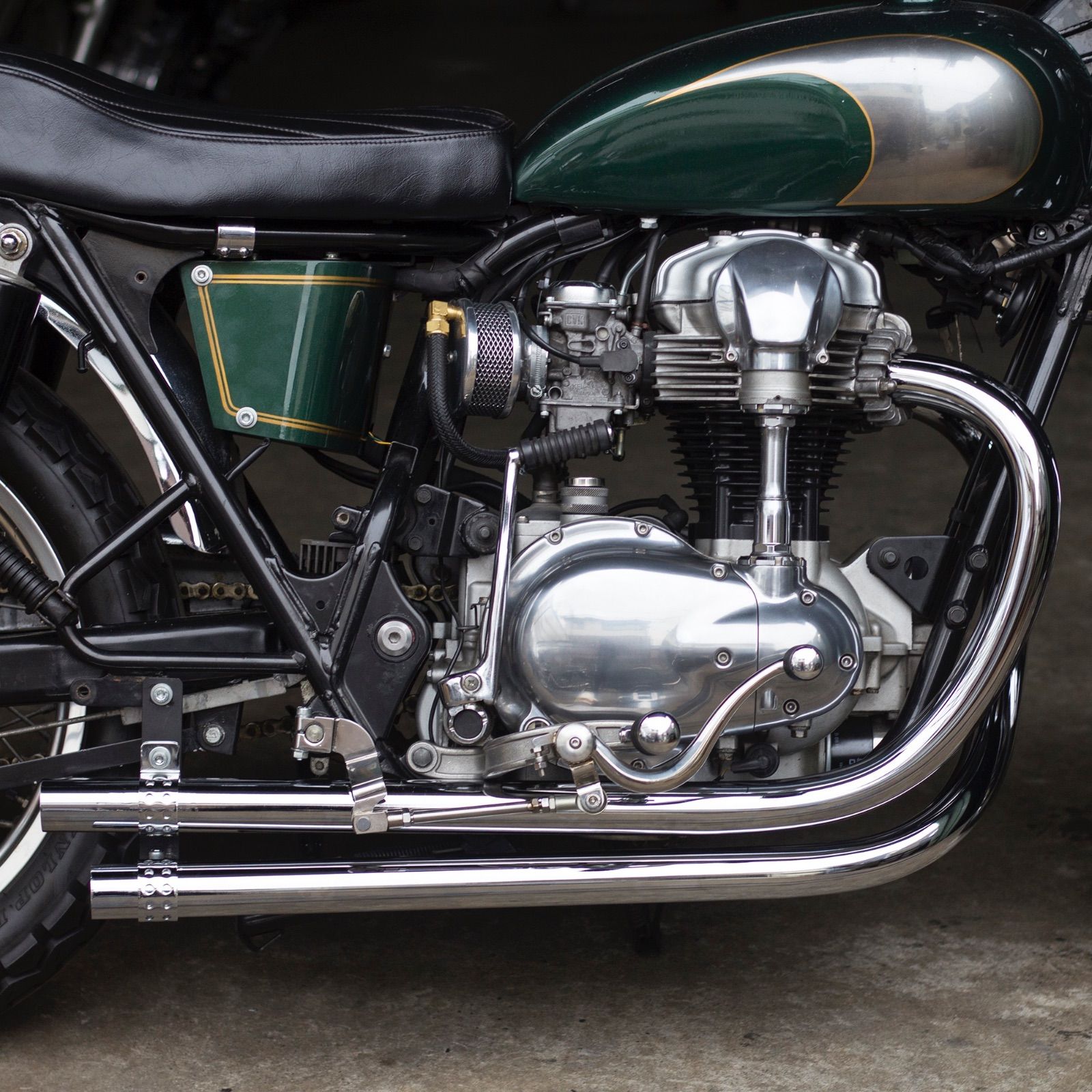 【美品・中古】W650 社外マフラー Motor Rock オールドスタイル 美品・中古】W650 社外マフラー Motor Rock オールドスタイル