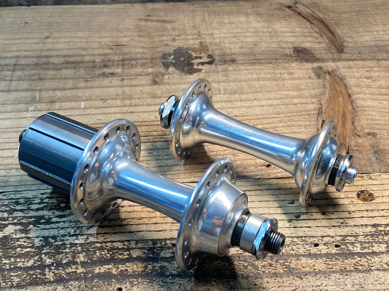 JJ078 シマノ SHIMANO デュラエース DURA-ACE FH-7700 HB-7700 前後ハブセット 9S 32H 32H