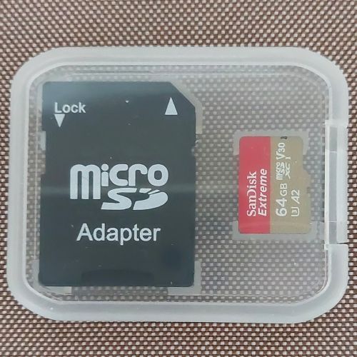 64GB カードの