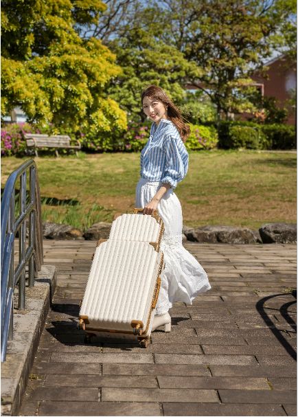 RIOU キャリーケース