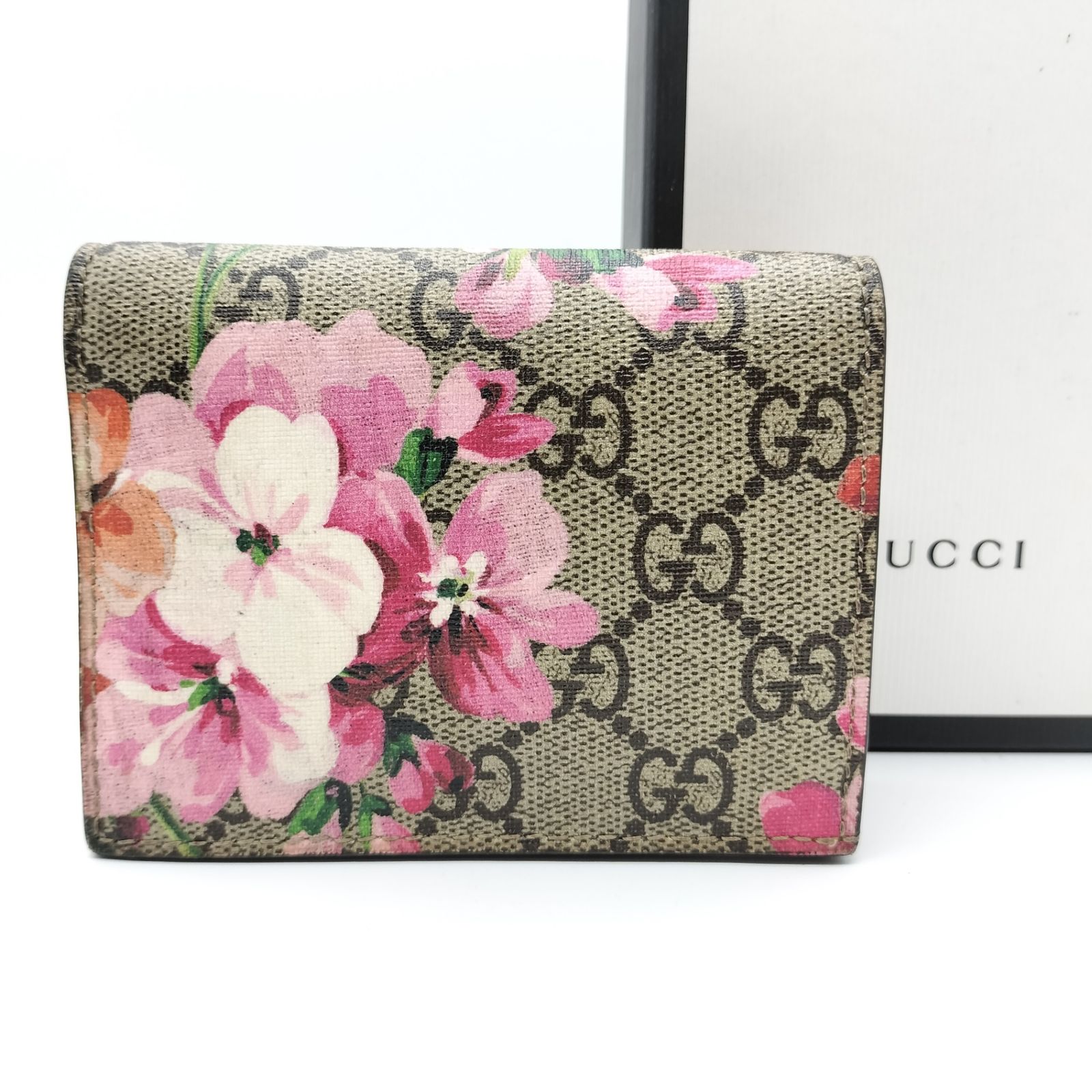 高貴なる花園✨】 GUCCI グッチ 二つ折り財布 ブルームス GG柄 
