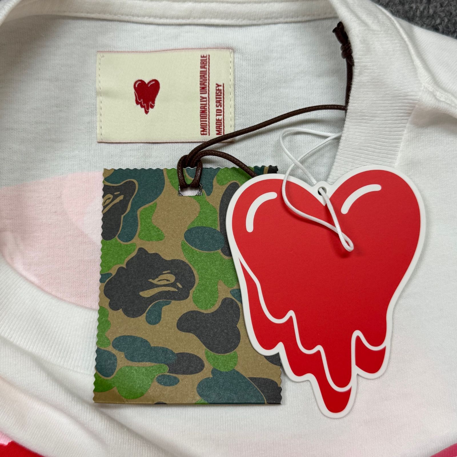 参考上代30800円 未使用品 A BATHING APE × EMOTIONALLY UNAVAILABLE 