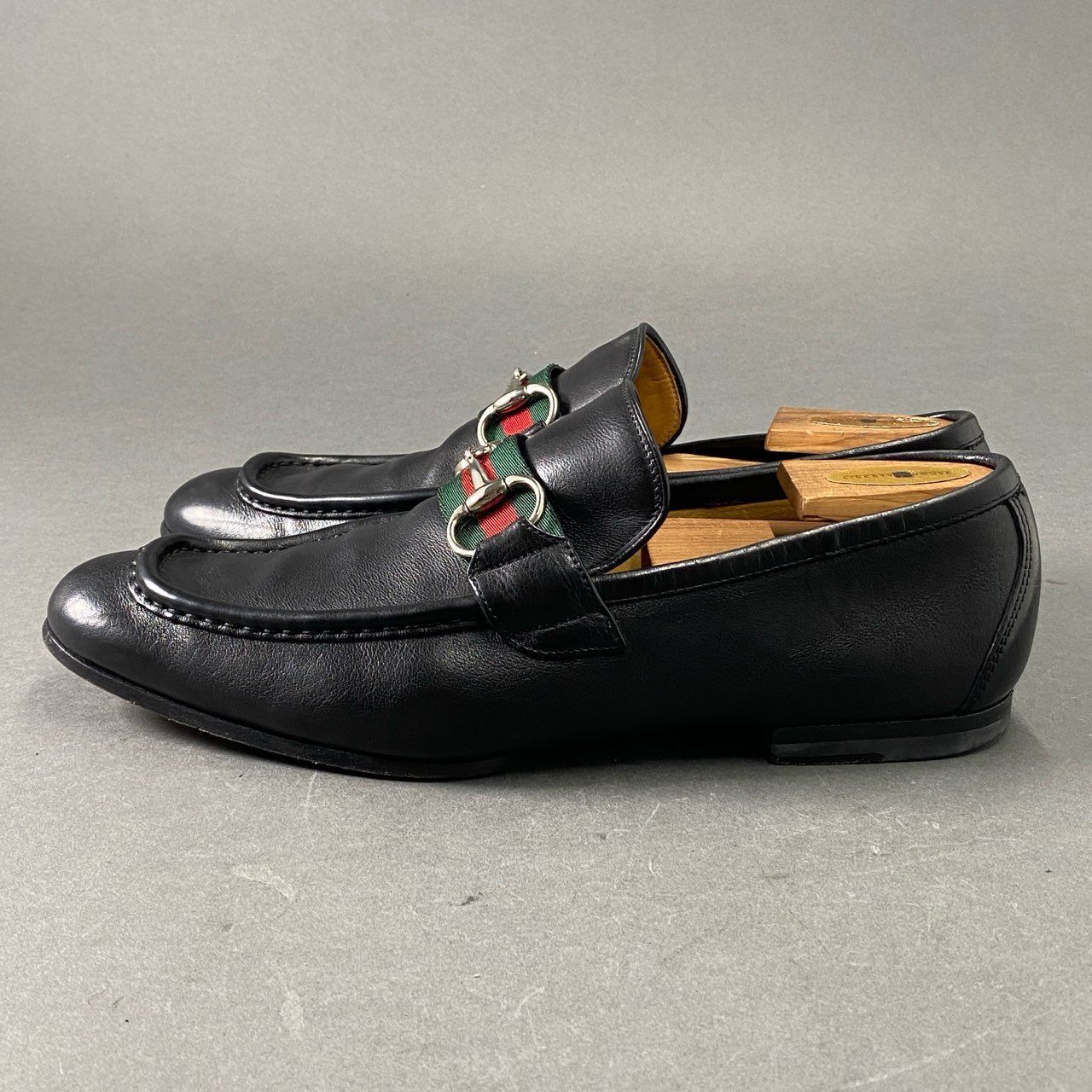 美品 GUCCI / ビットローファー 黒銀 42 1/2 E 27.5 GUCCI ブラックレザー ローファー ホースビットローファー42