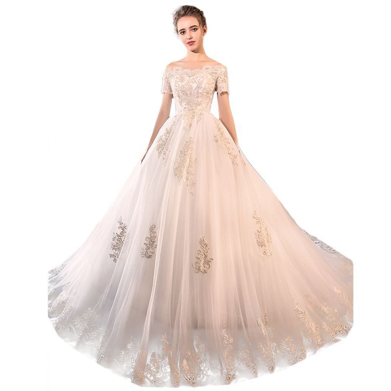 ウエディングドレス