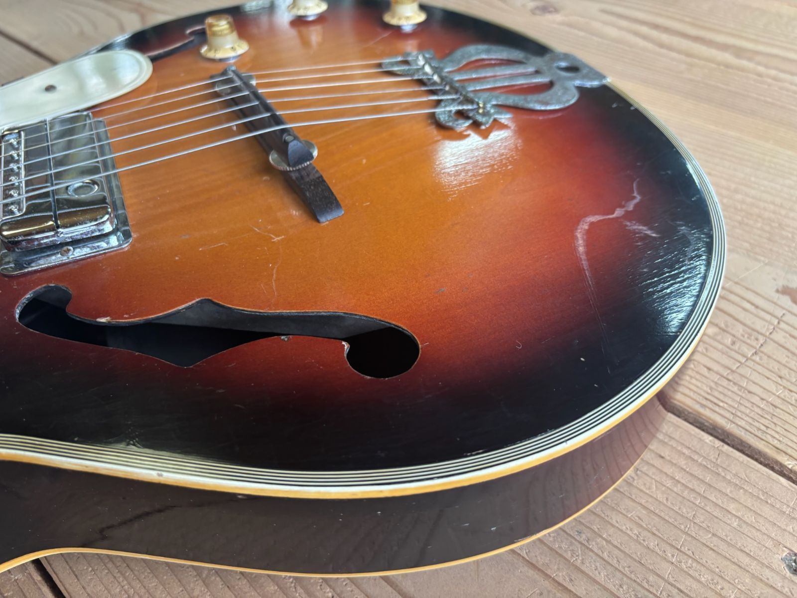 Demian フルアコタイプギター Fujigenフジゲン 小さめボディ 日本製