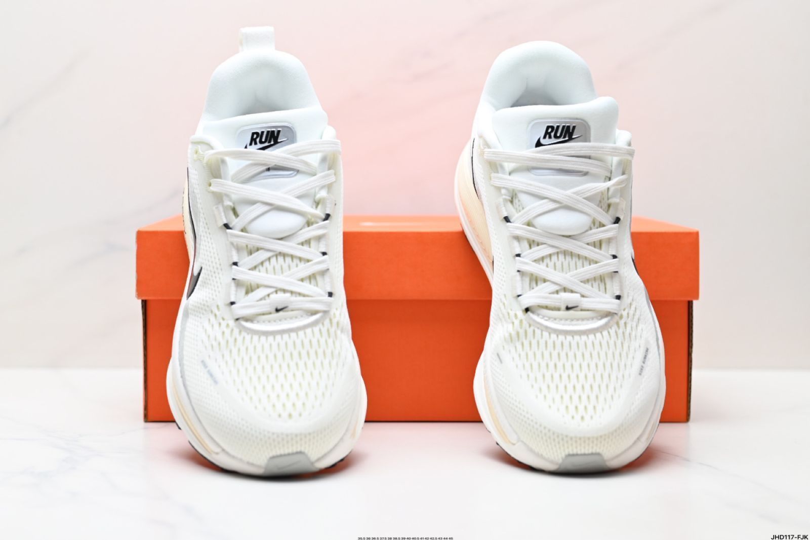 Nike Vomero 18 ホワイト/イエロー ランニングシューズ 26cm 全ての 産ん 18 Vomero Nike ホワイト/イエロー 26cm ランニング
