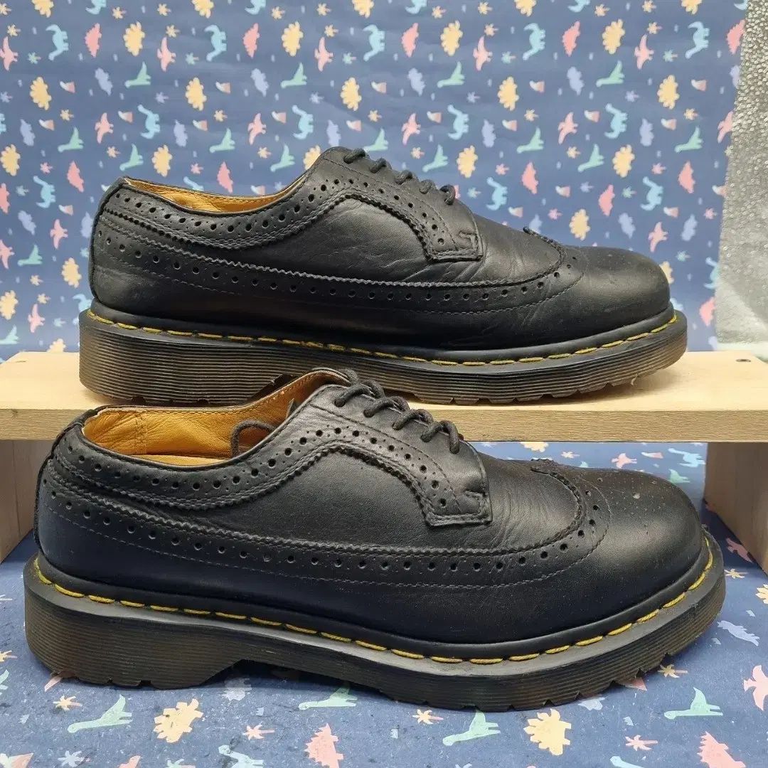DR. MARTENS ドクターマーチン 11845 男性用ウィングチップシューズ 41 260