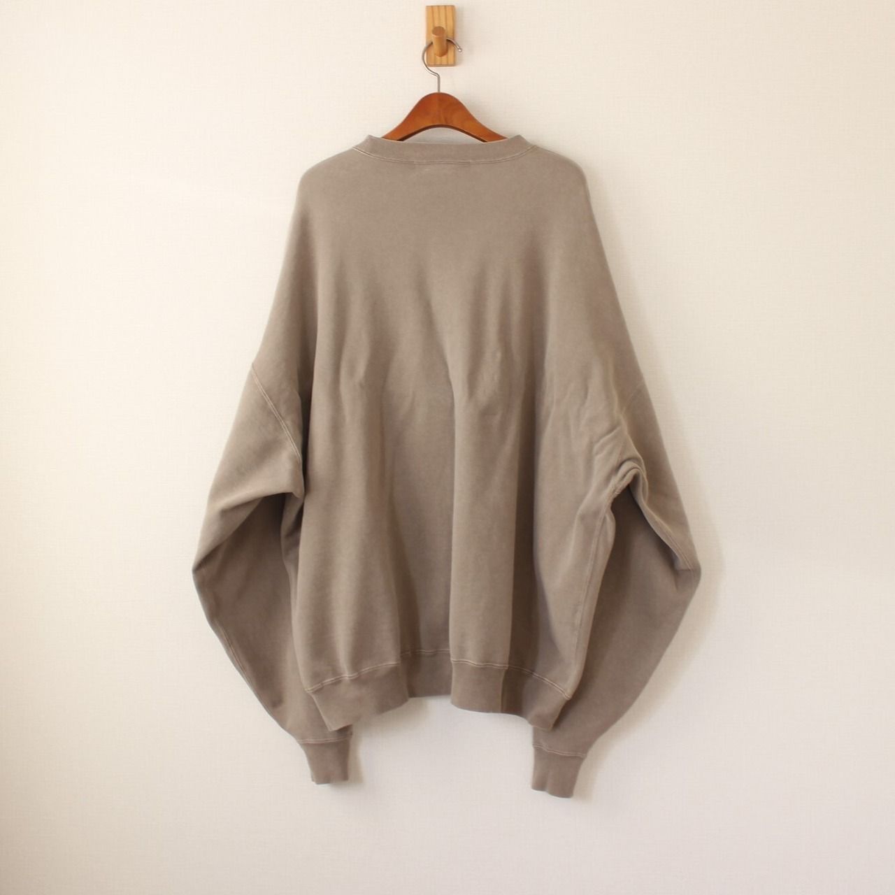 remi relife スウェット　キャメル　ベージュ remi relife スウェット キャメル ベージュ REMI RELIEF - remi