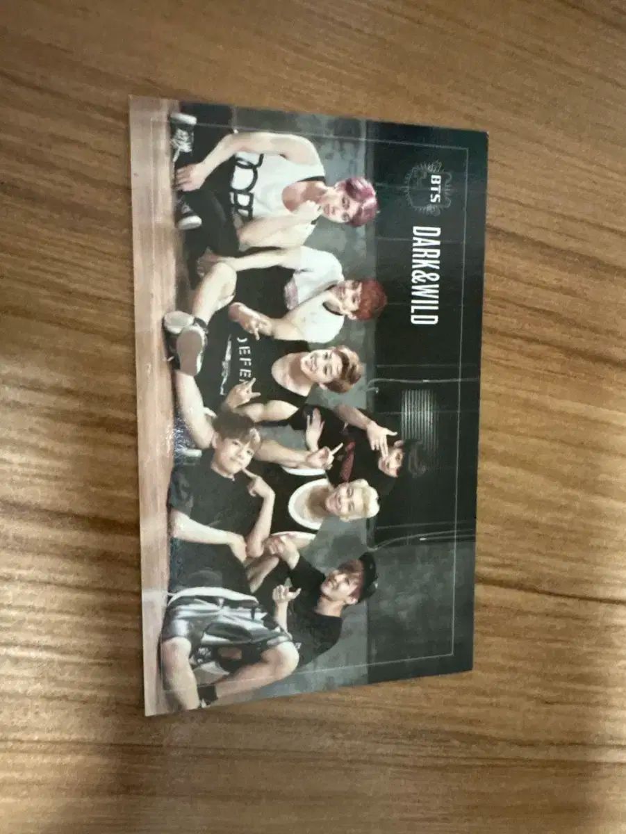 BTS(防弾少年団・バンタン) DARK＆WILD 団体 Ver. 集合 Ver. 3