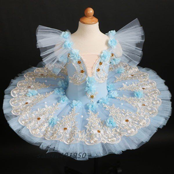 渋めの色です　騎兵隊の休日などロマン　バレエ衣装　１５５㎝くらい 渋めの色です 騎兵隊の休日などロマン バレエ衣装 155㎝くらい