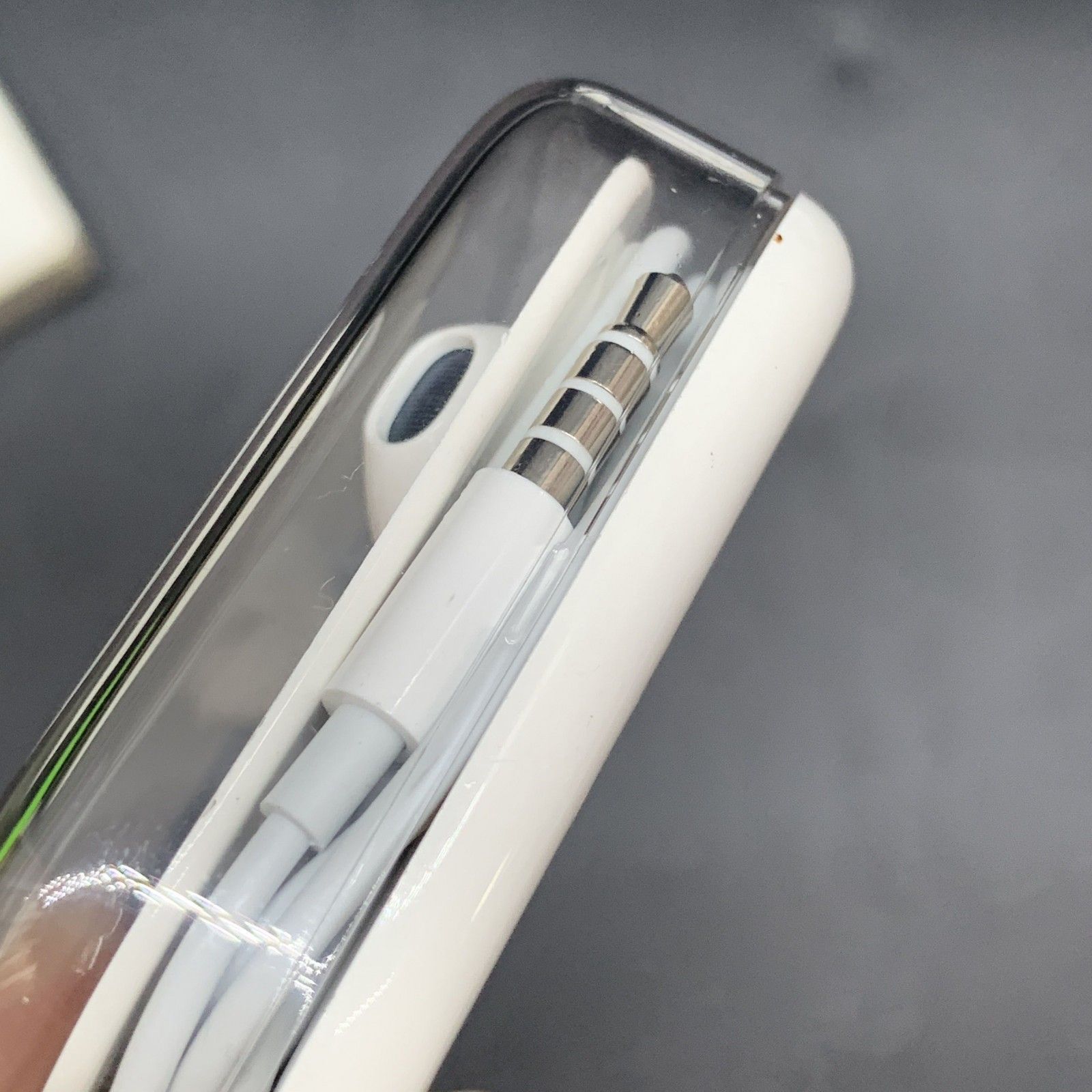 P492 Apple純正イヤホンまとめ AirPods A1602 第1世代 ケース付 通電OK