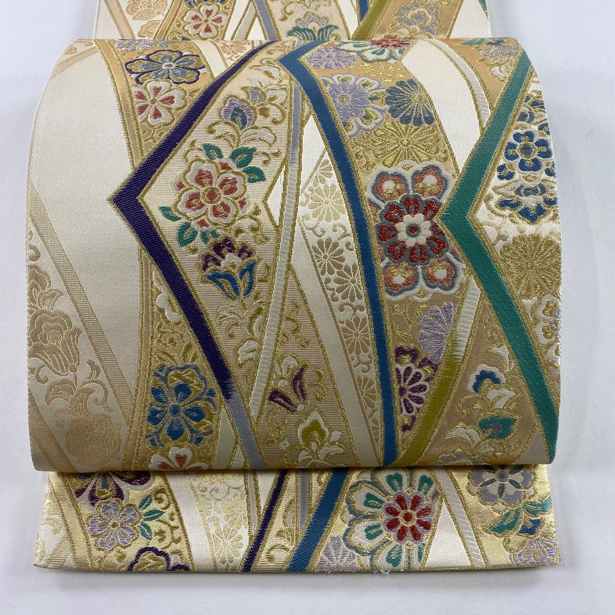 袋帯 美品 秀品 華文 花唐草 金糸 箔 ベージュ 六通 正絹 【中古