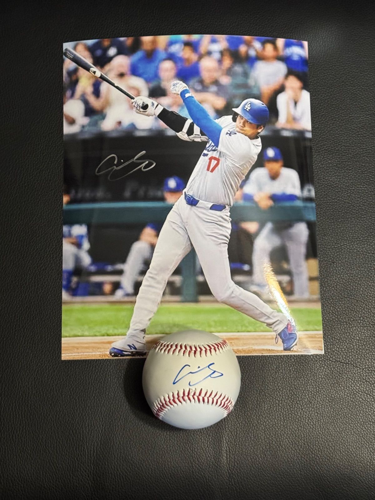 メジャー！MLB 大谷翔平選手直筆サイン色紙、直筆サインボールセット　額縁付き！ メジャー！MLB 大谷翔平選手直筆サイン色紙、直筆サインボール