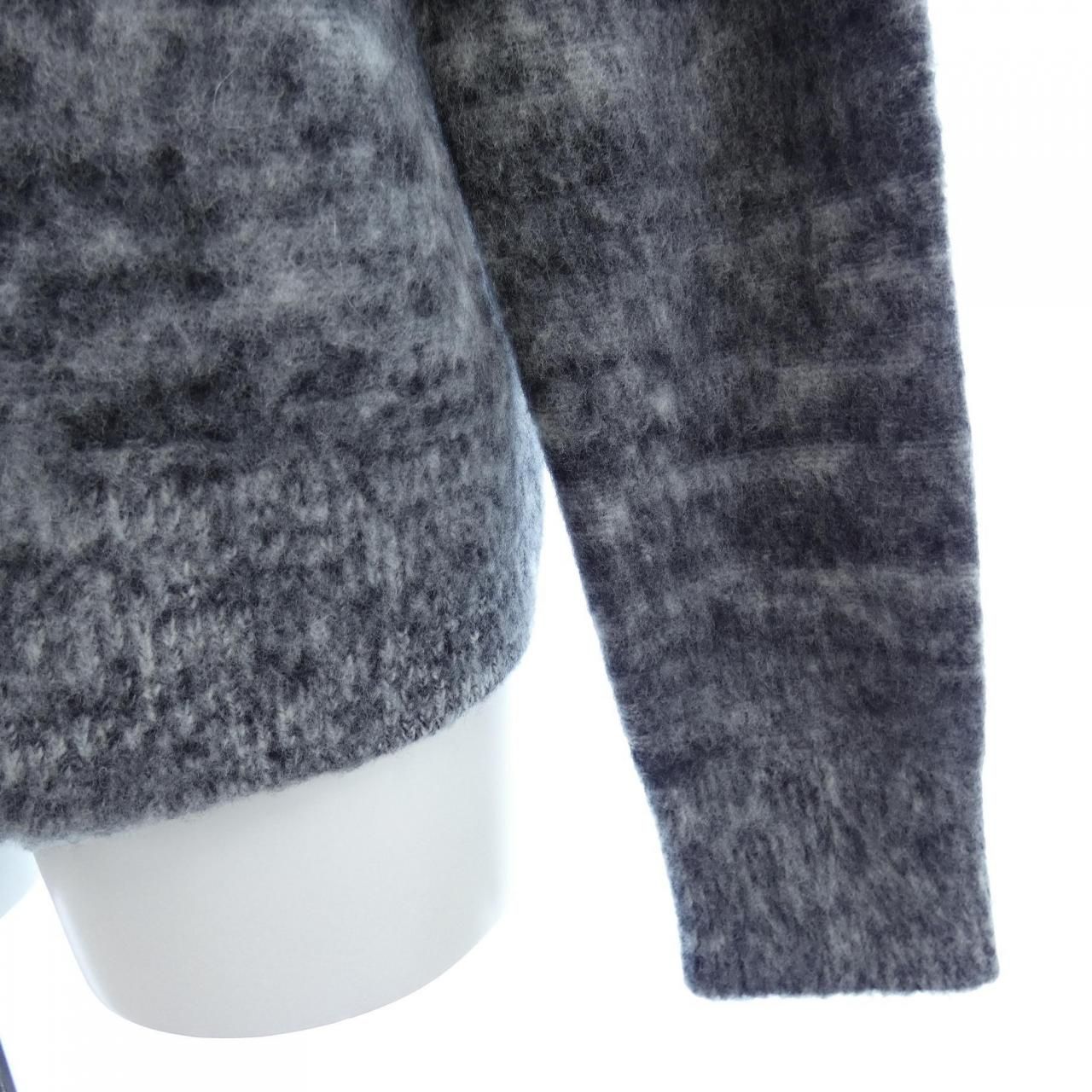 LOEWE カーディガン