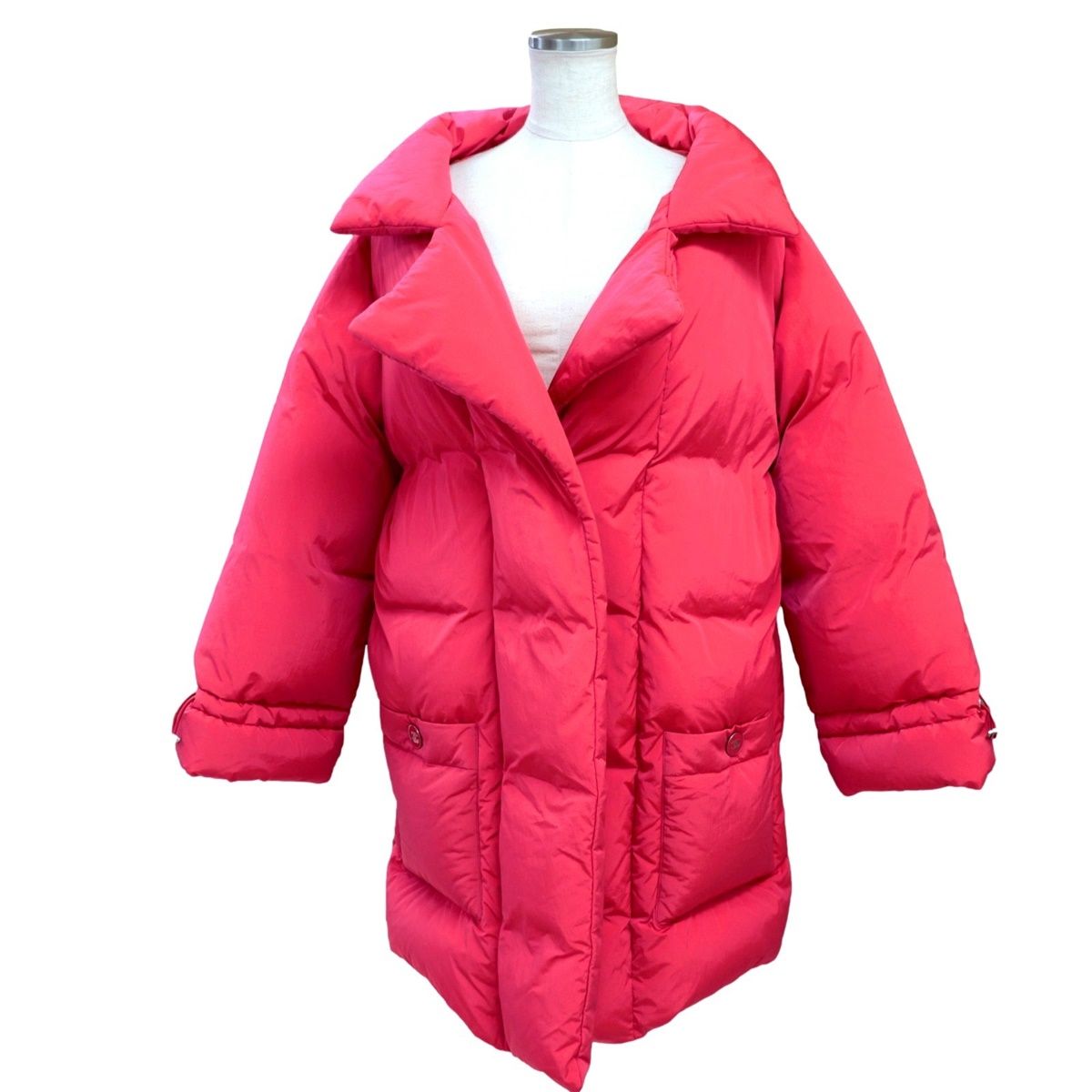 未使用 シャネル 19AW ランウェイ着用 ココマーク ベルテッド ダウン 