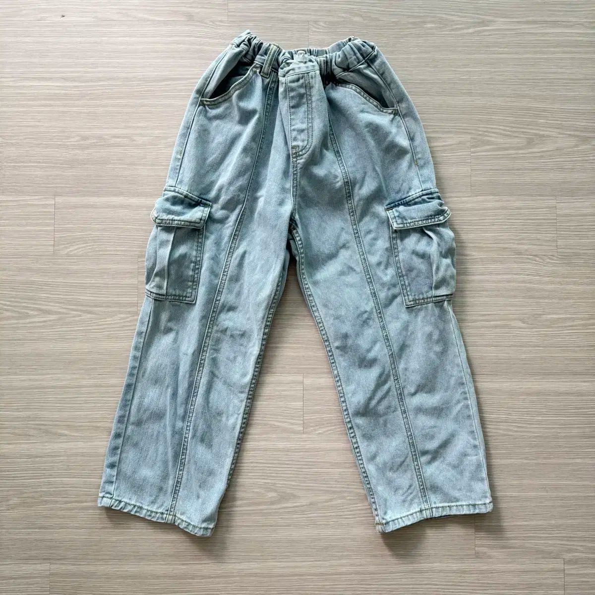 カーゴ デニムパンツ