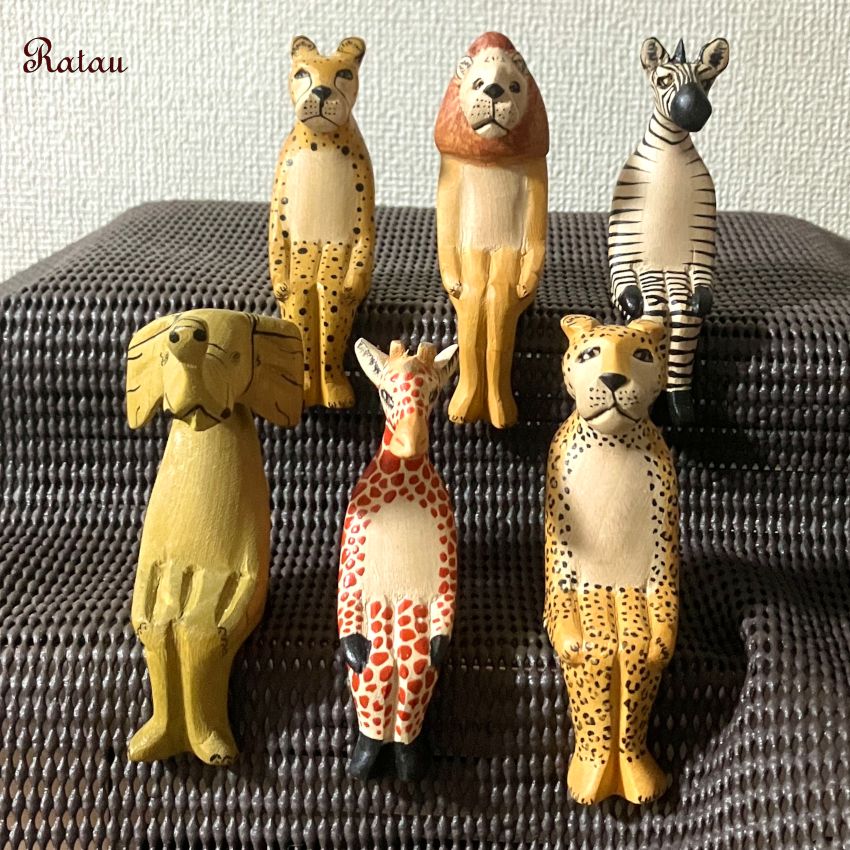 アフリカンハンドメイド ビーズ動物オブジェ 4点セット 置物 動物オブジェ お座りアニマル ミニサイズ 6点セット