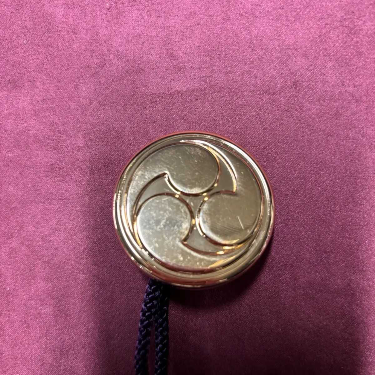 煙草入れ 三つ巴