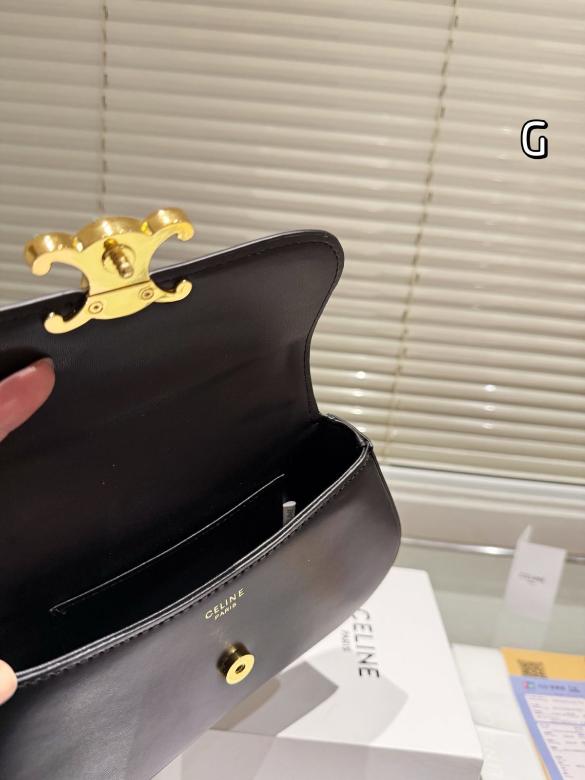 Celine] トリオンフ ショルダーバッグ - ギフトボックス付き