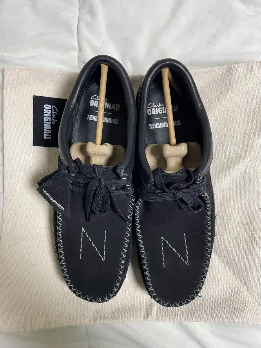 UK8 ） NEIGHBORHOOD ネイバーフッド X Clarks(クラークス) ワラビー