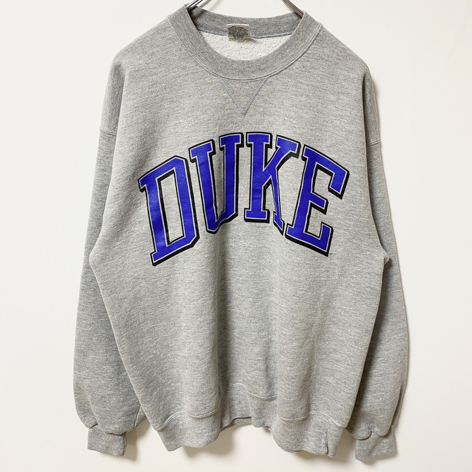古着 used　M.J.SOFFE　DUKE　長袖カレッジプリントスウェット　トレーナー　グレー　クルーネック　秋冬服　Lサイズ