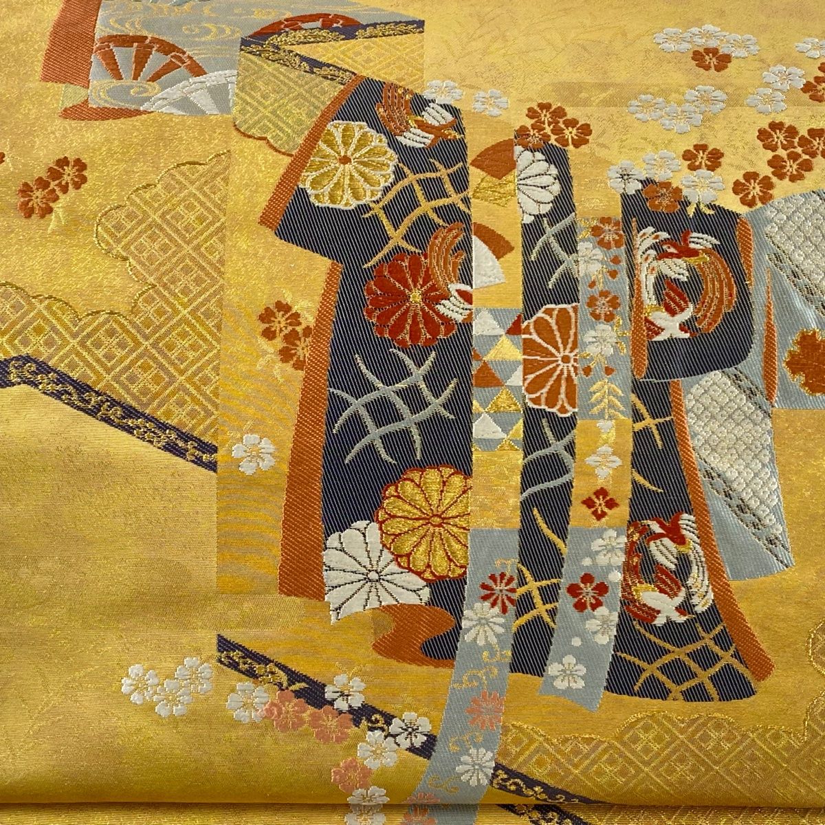 袋帯 秀品 関西仕立て 誰が袖 花 金糸 箔 金色 お太鼓柄 正絹