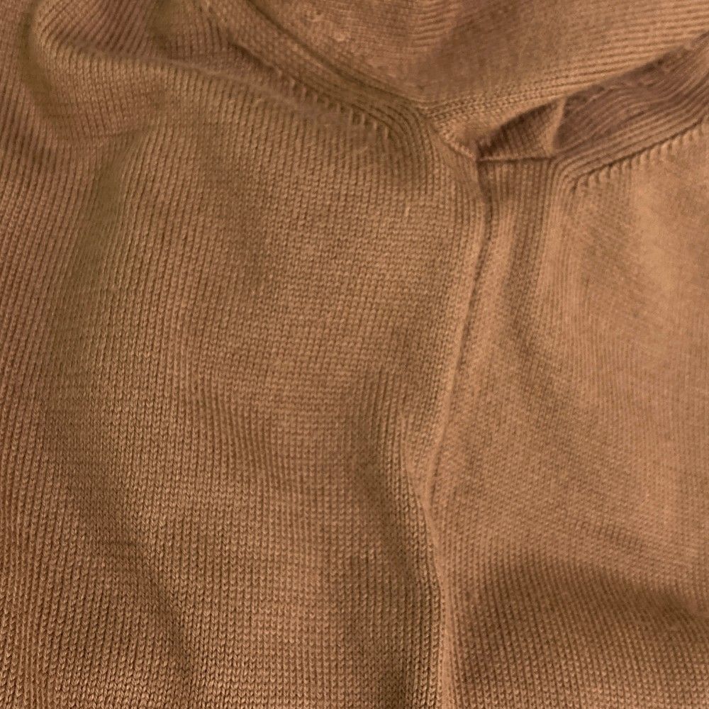 サイズ：L MUNSING WEAR マンシングウェア 2024年モデル 長袖ニットセーター  ブラウン系 [240101453495] ゴルフウェア メンズ ストスト サイズ：L MUNSING WEAR マンシングウェア 2024年モデル 長袖
