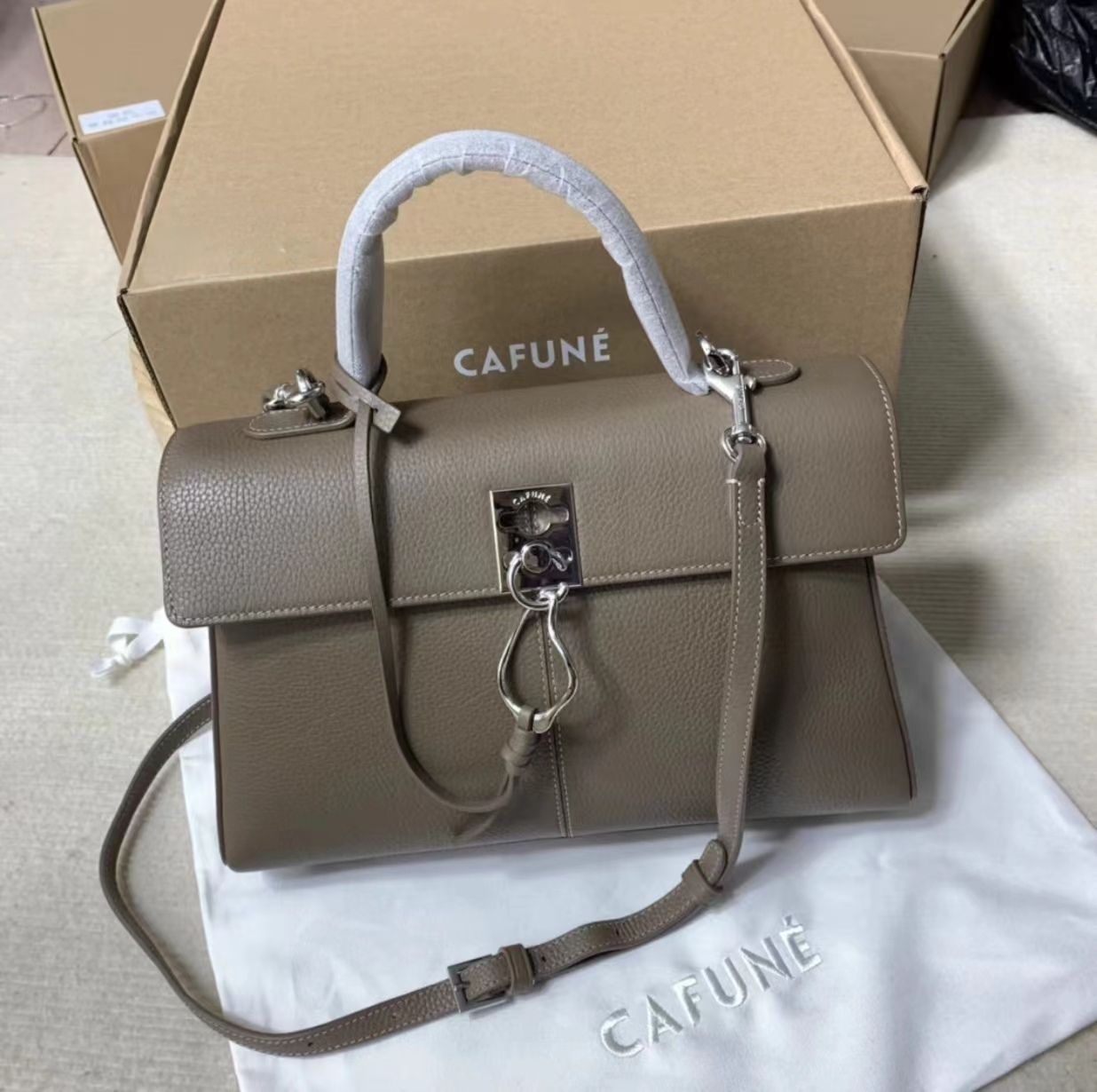 新品、カフネ CAFUNE ショルダーバッグ レディース バッグ - メルカリ