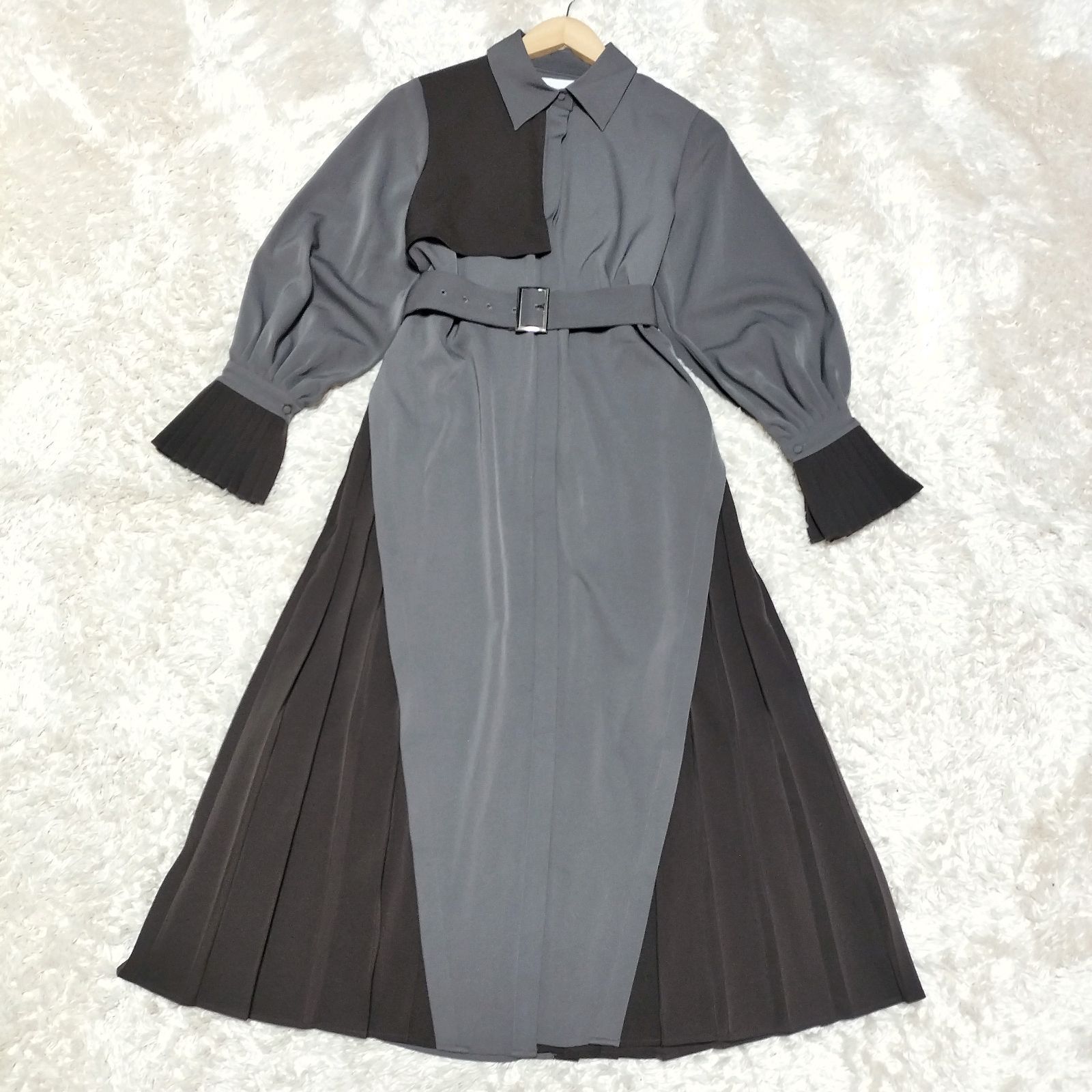 2023年モデル】【美品】HARE サイドプリーツワンピース グレー