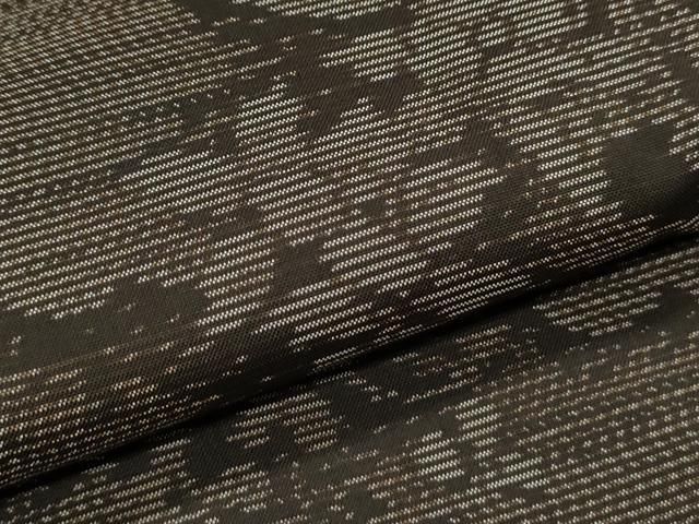 平和屋着物○本場大島紬 泥染め 雲重ね吉祥花文 やまと誂製 証紙付き