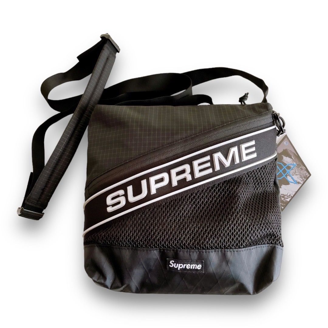 ☆新品未使用正規品☆ Supreme ショルダーバッグ - メルカリ