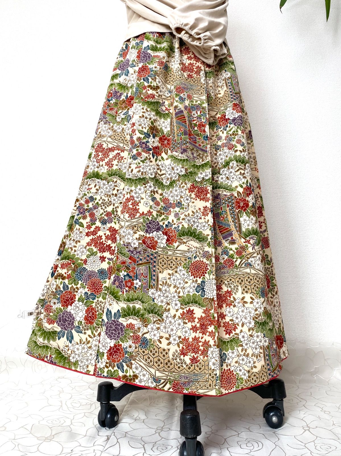 大人 着物スカートフリーサイズ着物リメイクウエストゴムロングスカートフリーサイズ みハンドメイドNO.5705