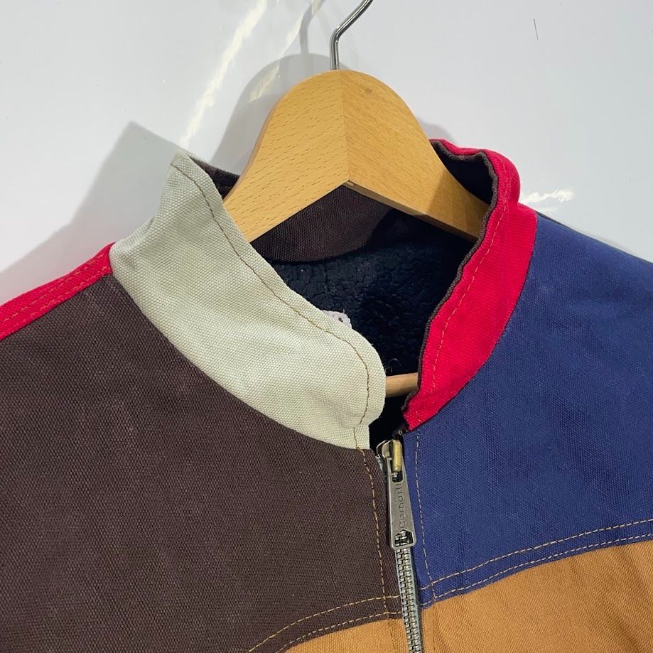 Carhartt リメイク品 古着 ダックジャケット Carhartt リメイクダックジャケット