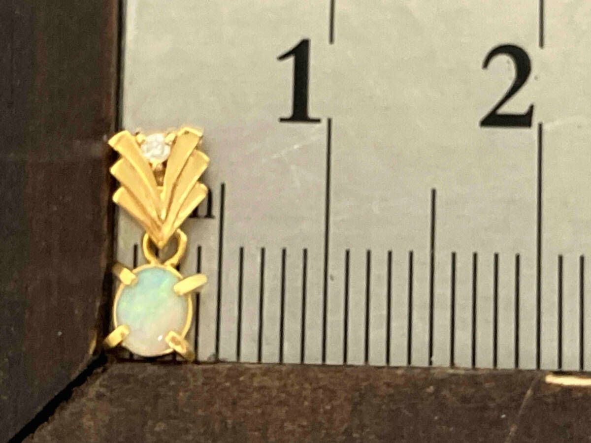 0.7g