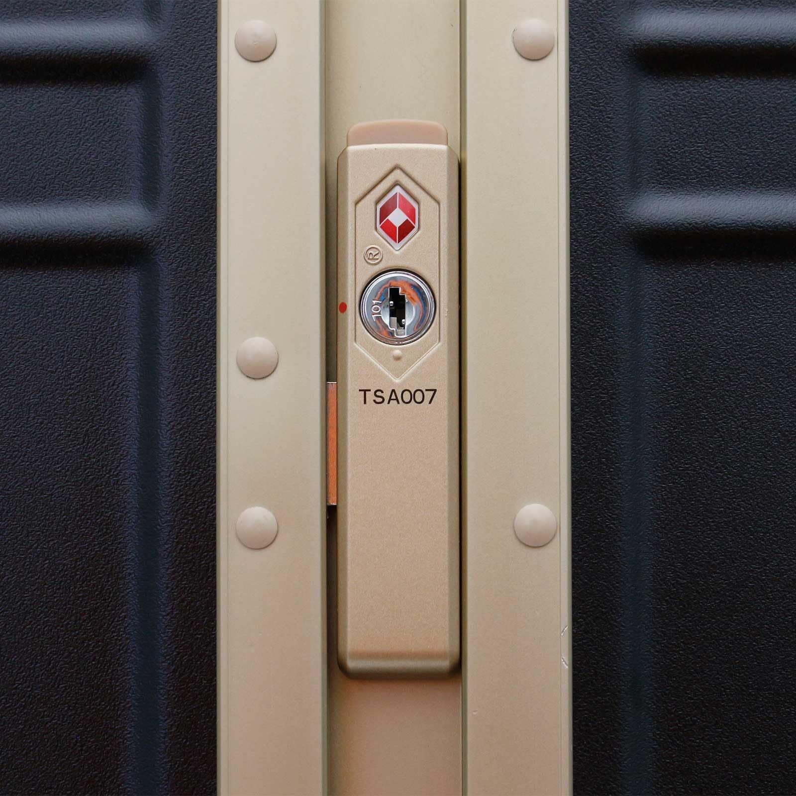 メーカー スーツケース