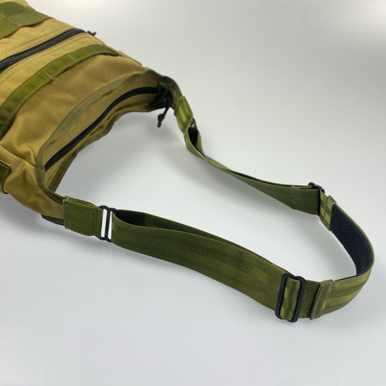 姫路東店】 中古 BRIEFING | ブリーフィング ショルダーバッグ DAY 