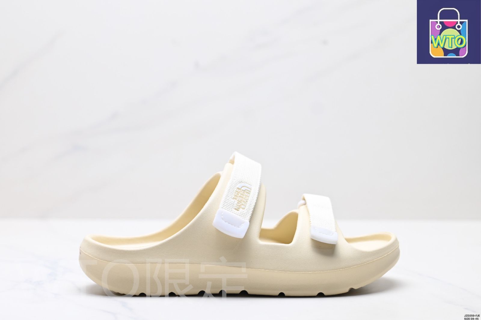DIOR（ディオール） 「ディオール B35 丸頭 レースアップ ロー