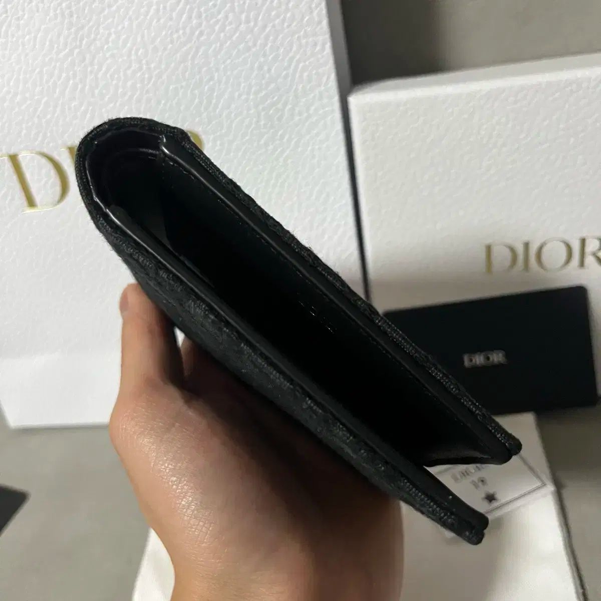 Dior