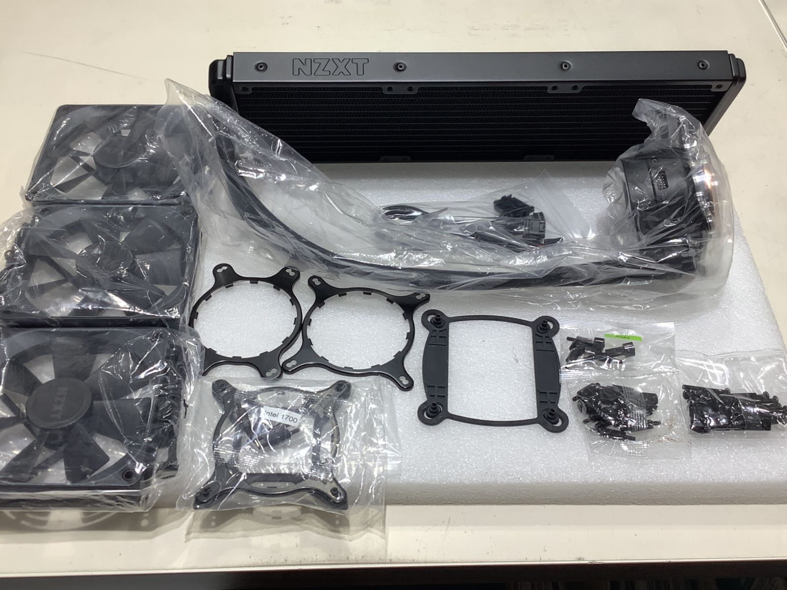 NZXT KRAKEN X73 水冷CPUクーラー 中古品 中古】NZXT KRAKEN X73 水冷CPUクーラー - メルカリ