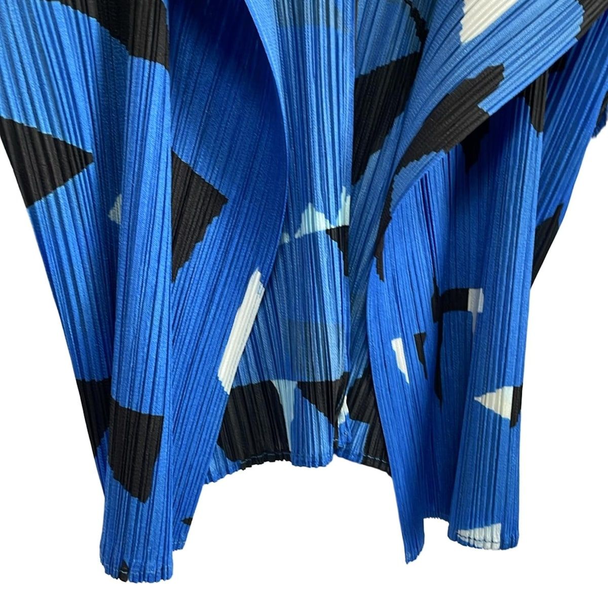 プリーツプリーズ カーディガン