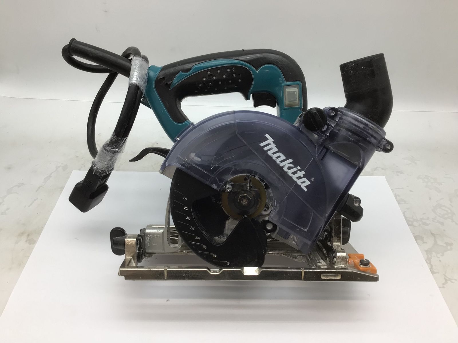 品 Makita|マキタ 125mm防じんマルノコ KS5000FX ITMGAYWYDJR8 エコツール知立店 M02